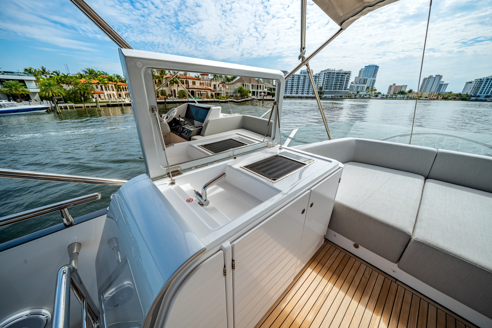 2026 Azimut S8 - Image 77