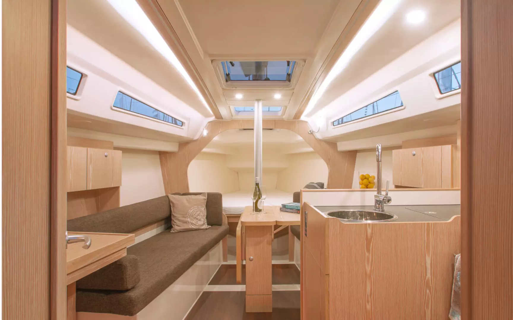 2025 Hanse 315 - Image 33