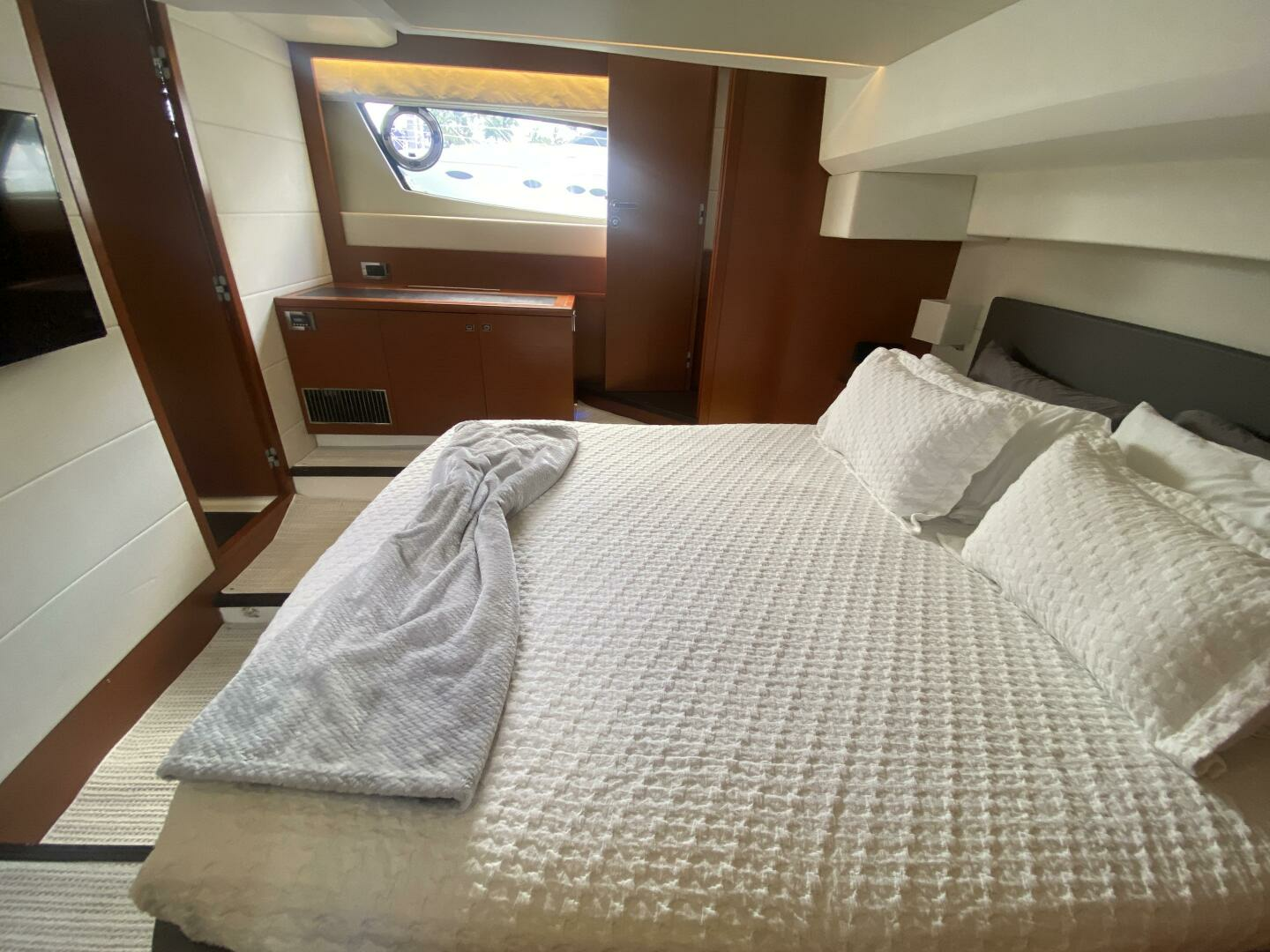 2015 Prestige 500 - Image 82