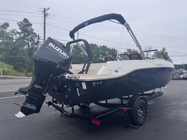 2026 Starcraft SVX 210 DC OB w/200hp and Trailer - 6