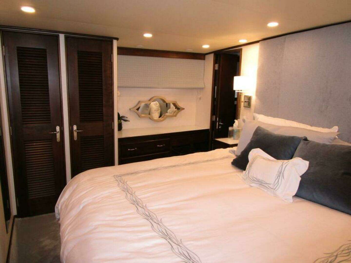 1986 Burger Flush Deck with Flybridge - Image 30