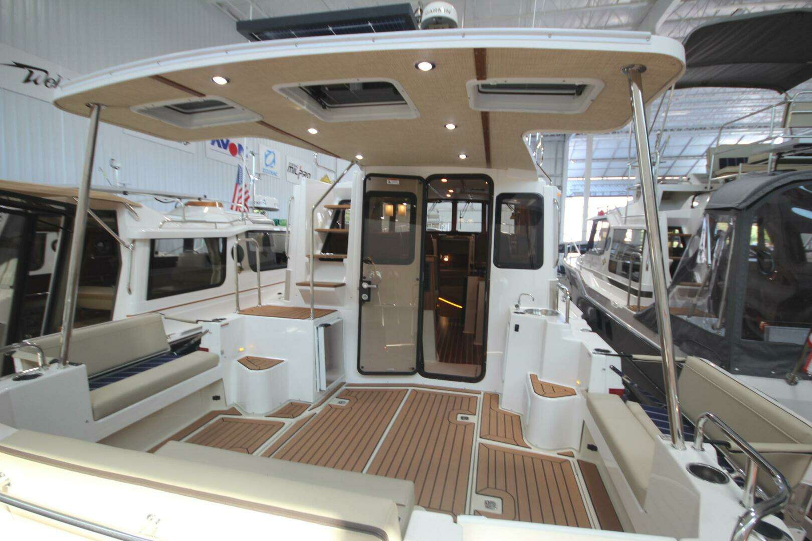 2026 Ranger Tugs R-31 Command Bridge Luxury Edition - Image 32