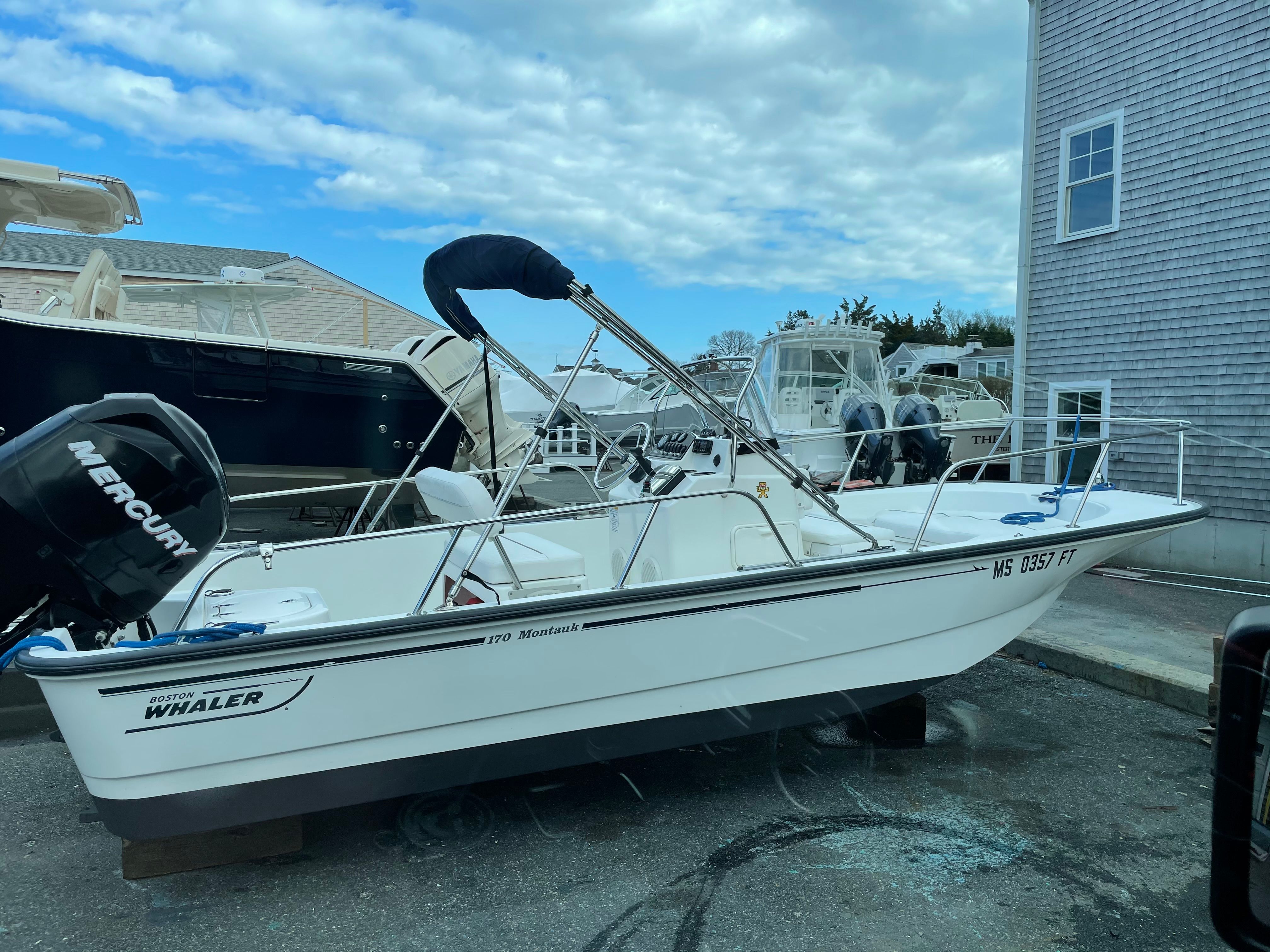 2011 Boston Whaler 170 Montauk