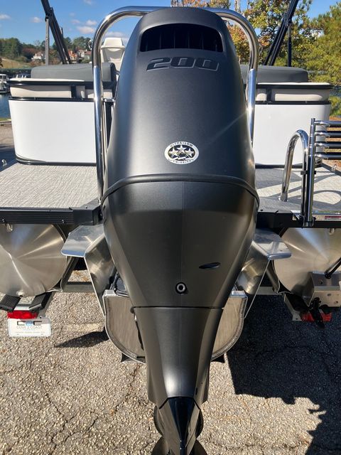 2026 Tahoe LTZ - 23 FT Quad Lounger - 28