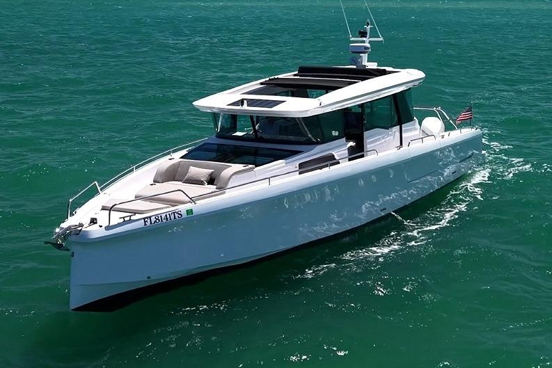 2024 Axopar 45 XC Cross Cabin