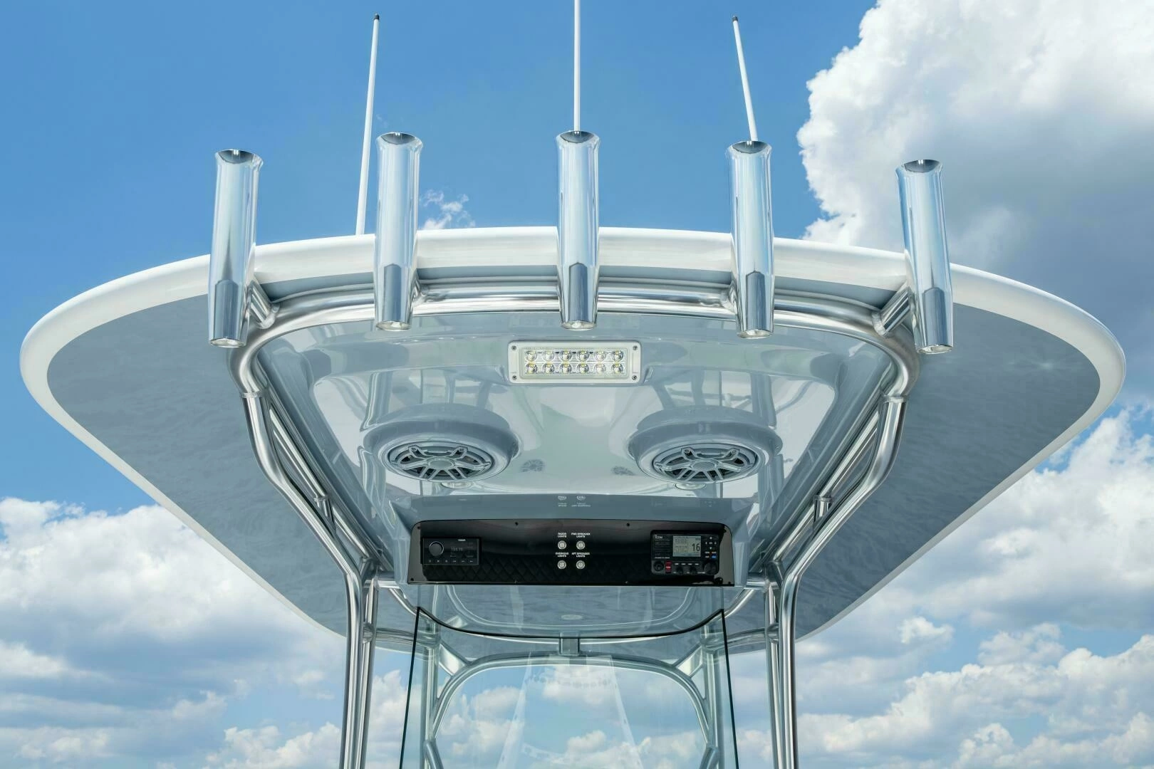 2025 Valhalla Boatworks V-29 Hybrid - Image 5