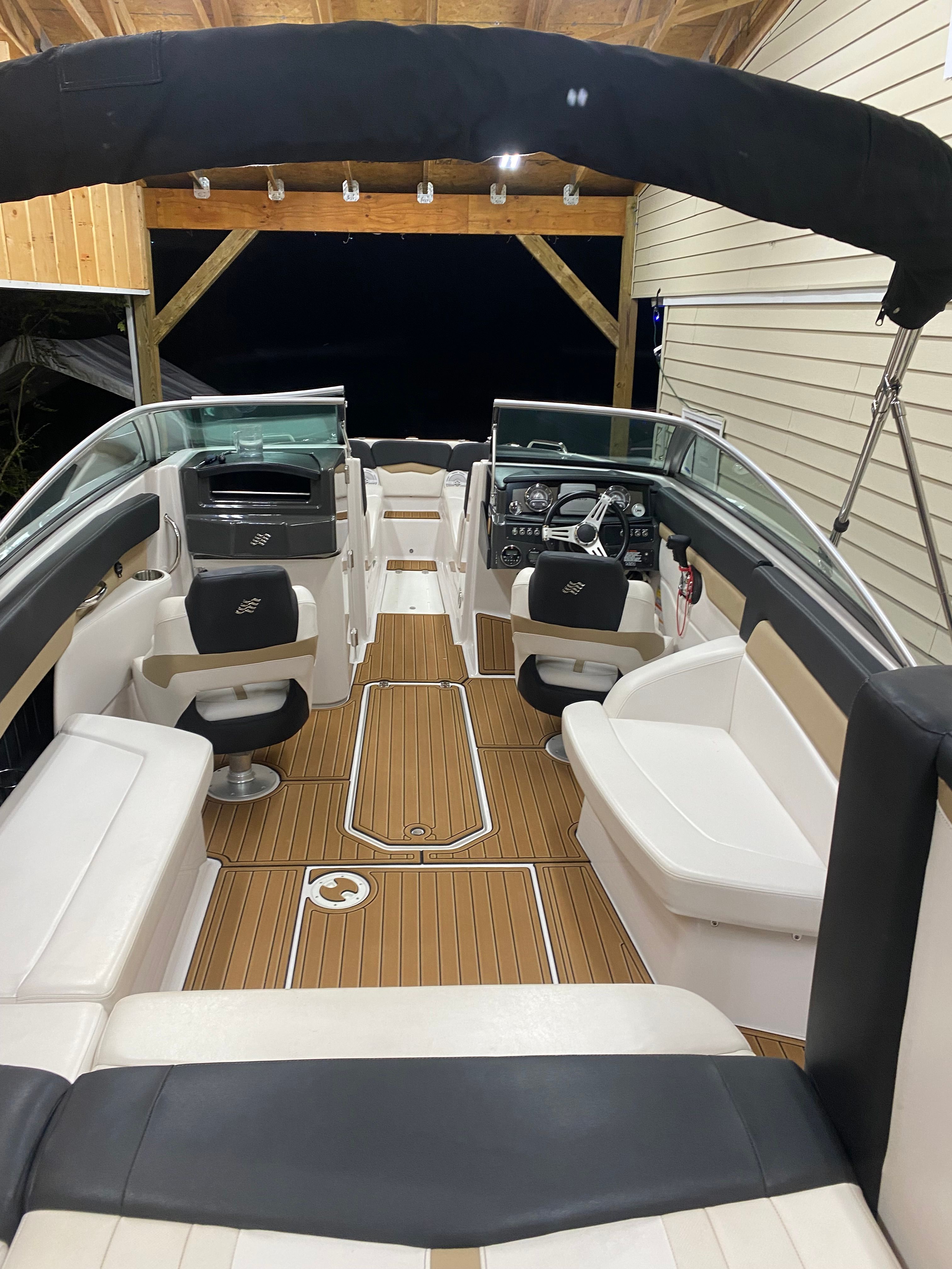 2013 Four Winns H260 - 13