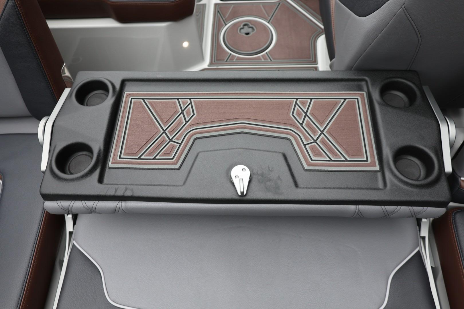 2026 Tigé 22RZX boat interior with stylish cup holders and modern design.