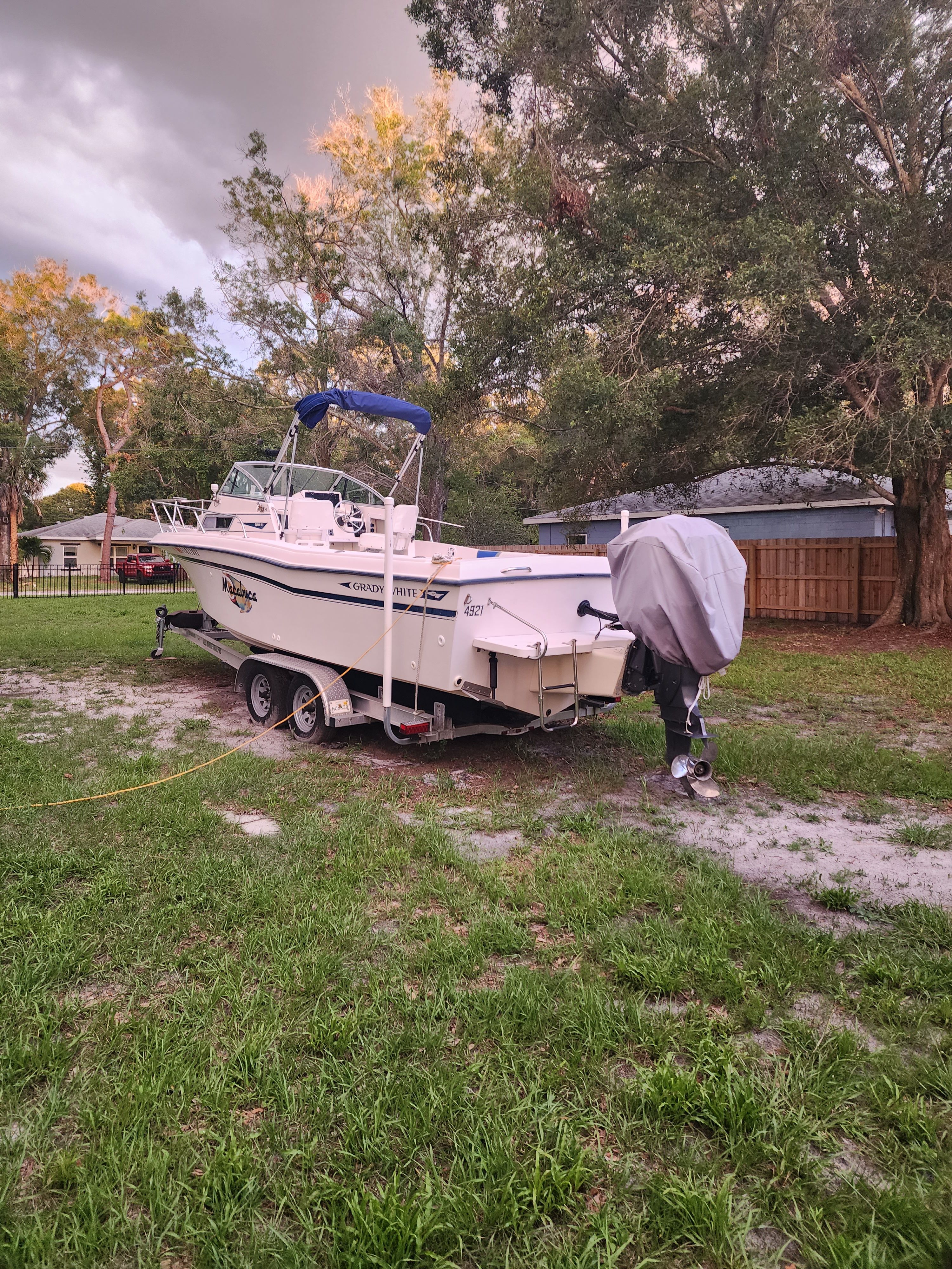 1995 Grady-White Explorer 24