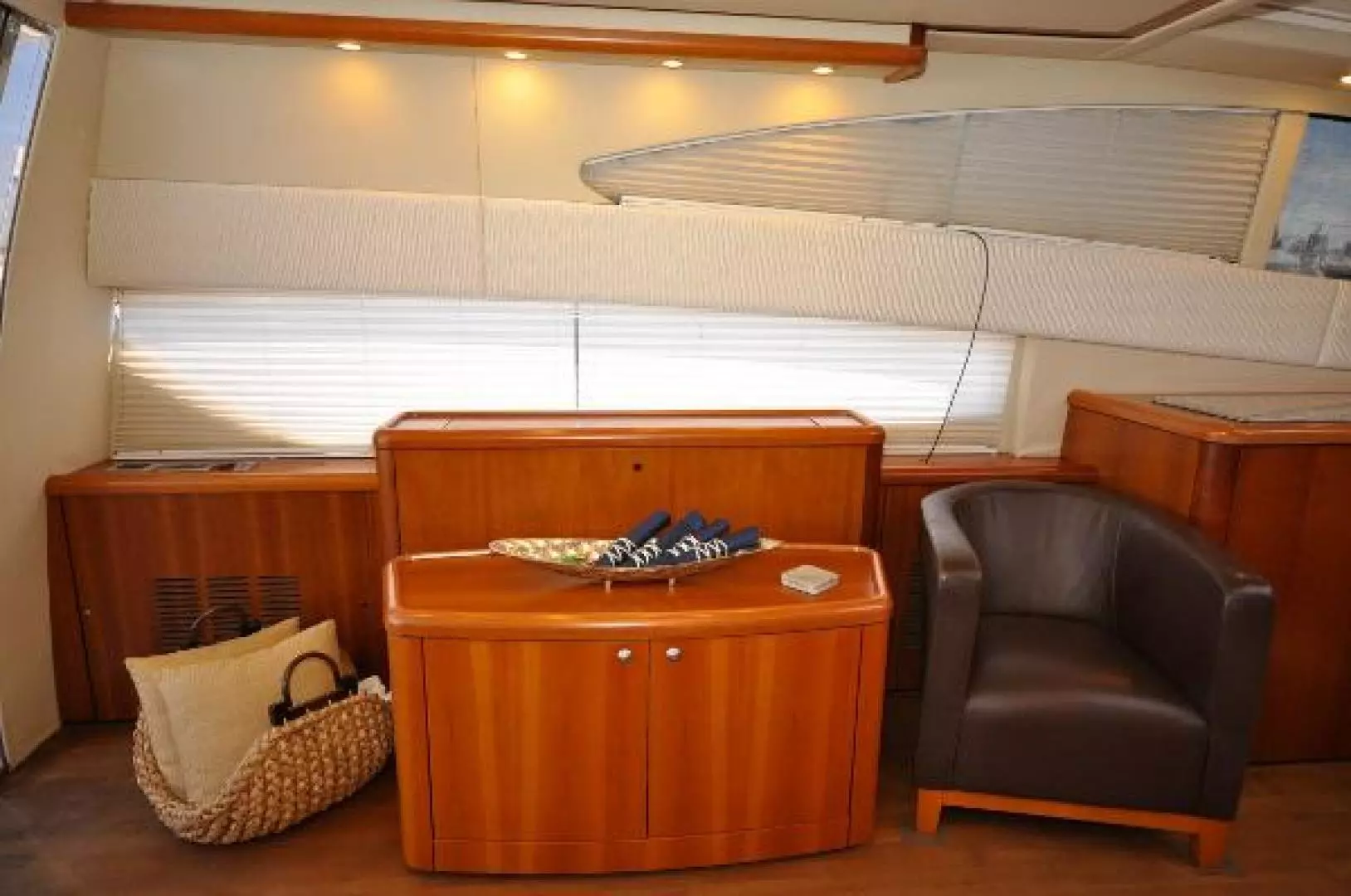 2006 Sunseeker Predator - Image 15