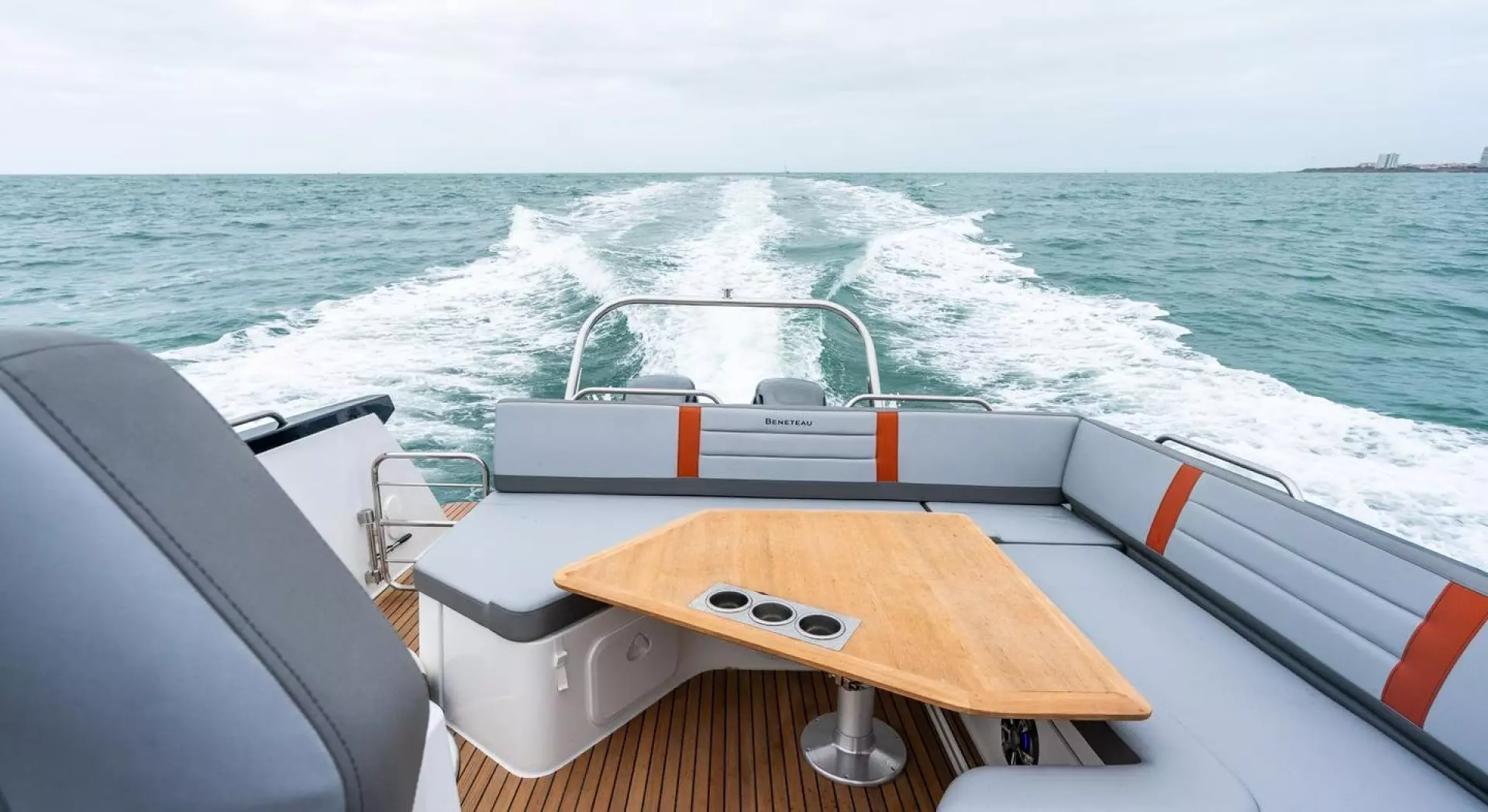 2026 Beneteau Flyer 10 - Image 14