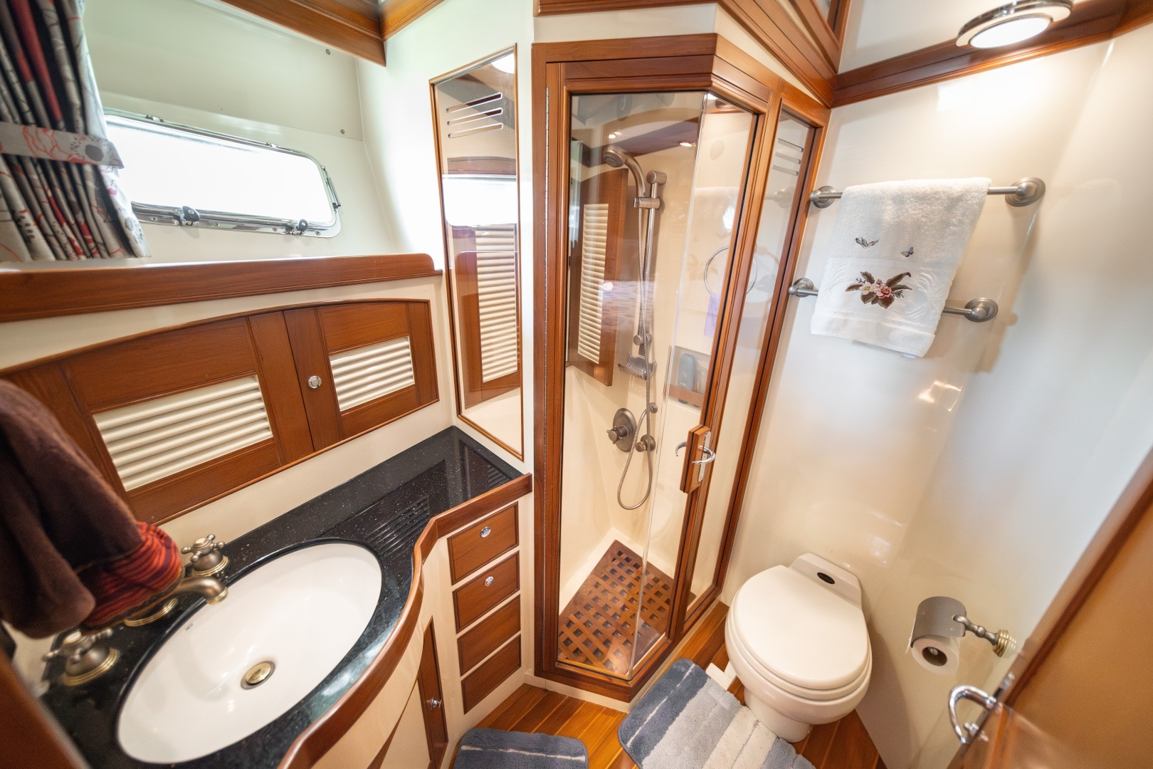 2003 Marlow Explorer 65C - Image 16