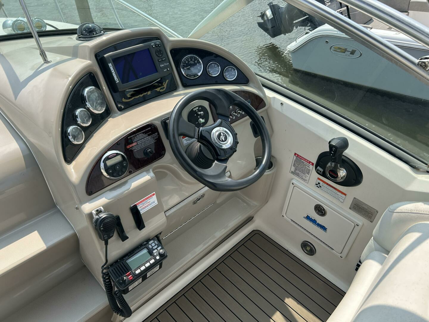 2008 Sea Ray 270 Amberjack - Image 13