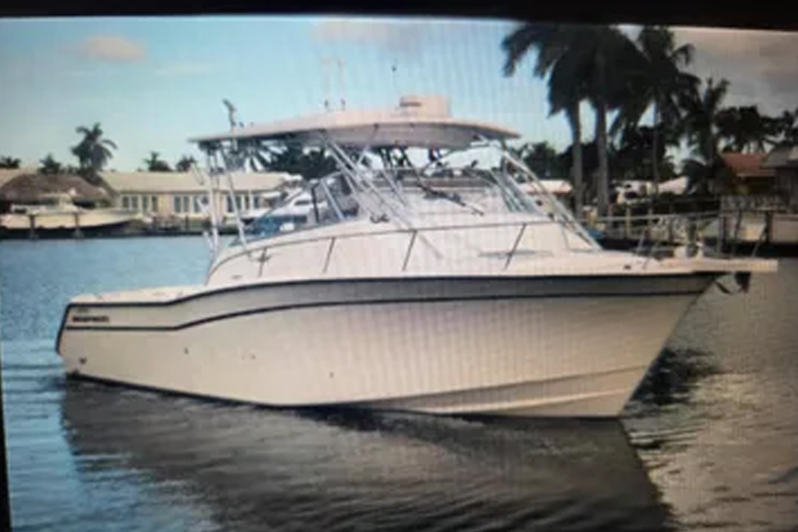 2004 Grady-White Express 330 - Image 5