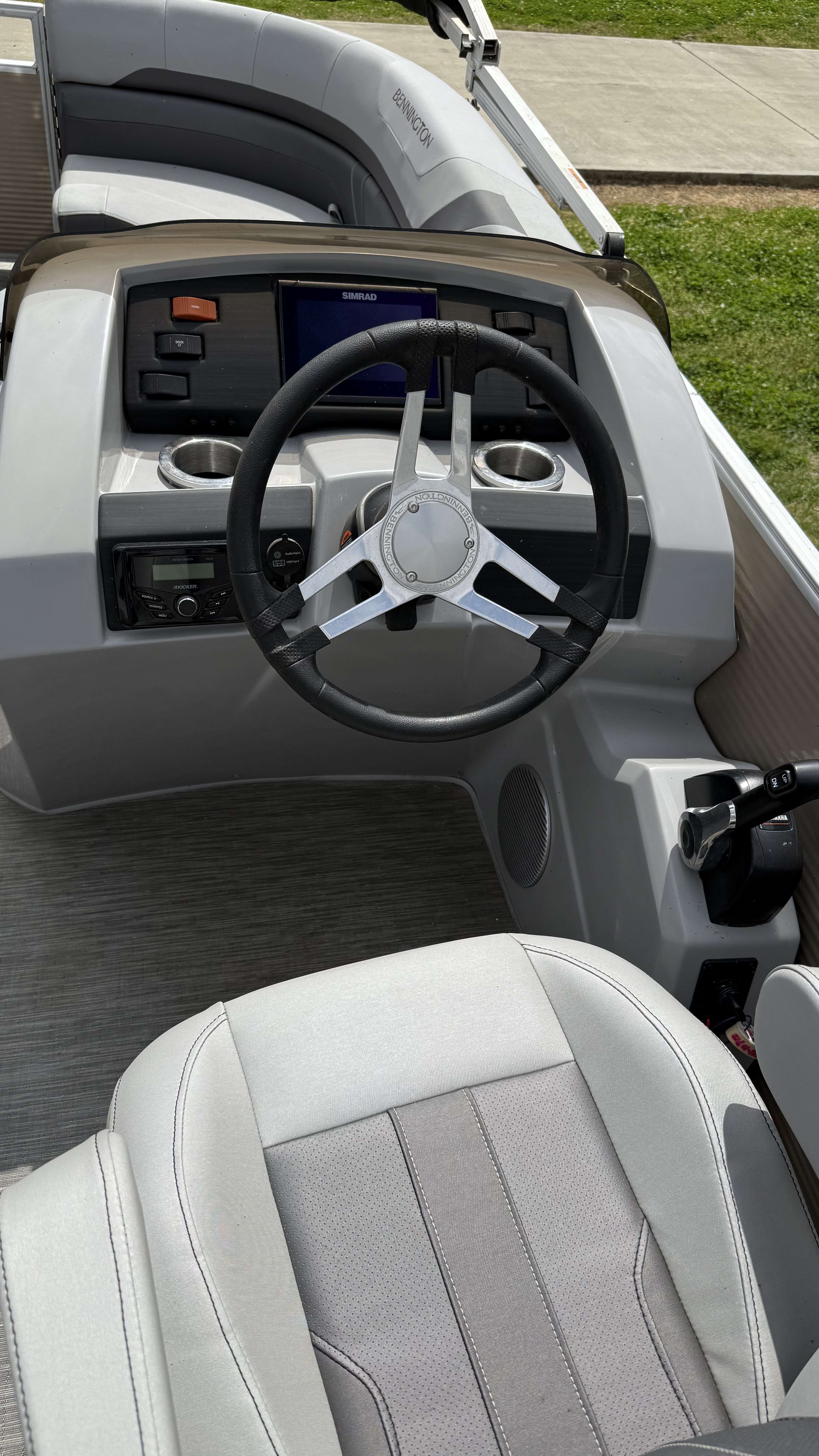 2022 Bennington 22 SXSR - 5