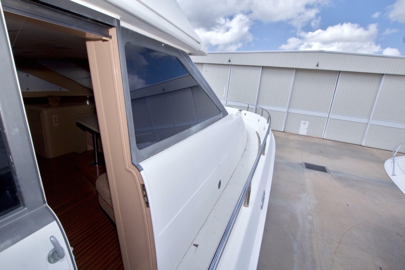 1998 Lazzara Yachts 76 Skylounge Grand Salon - Image 72