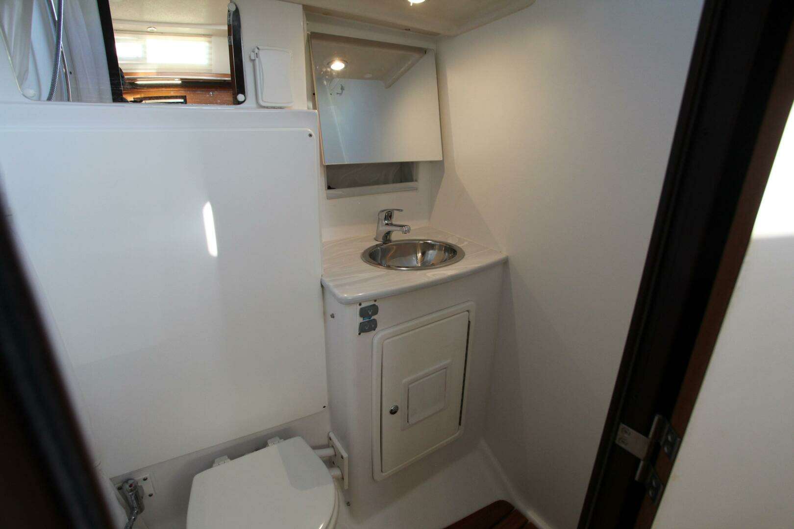 2025 Catalina 426 - Image 164