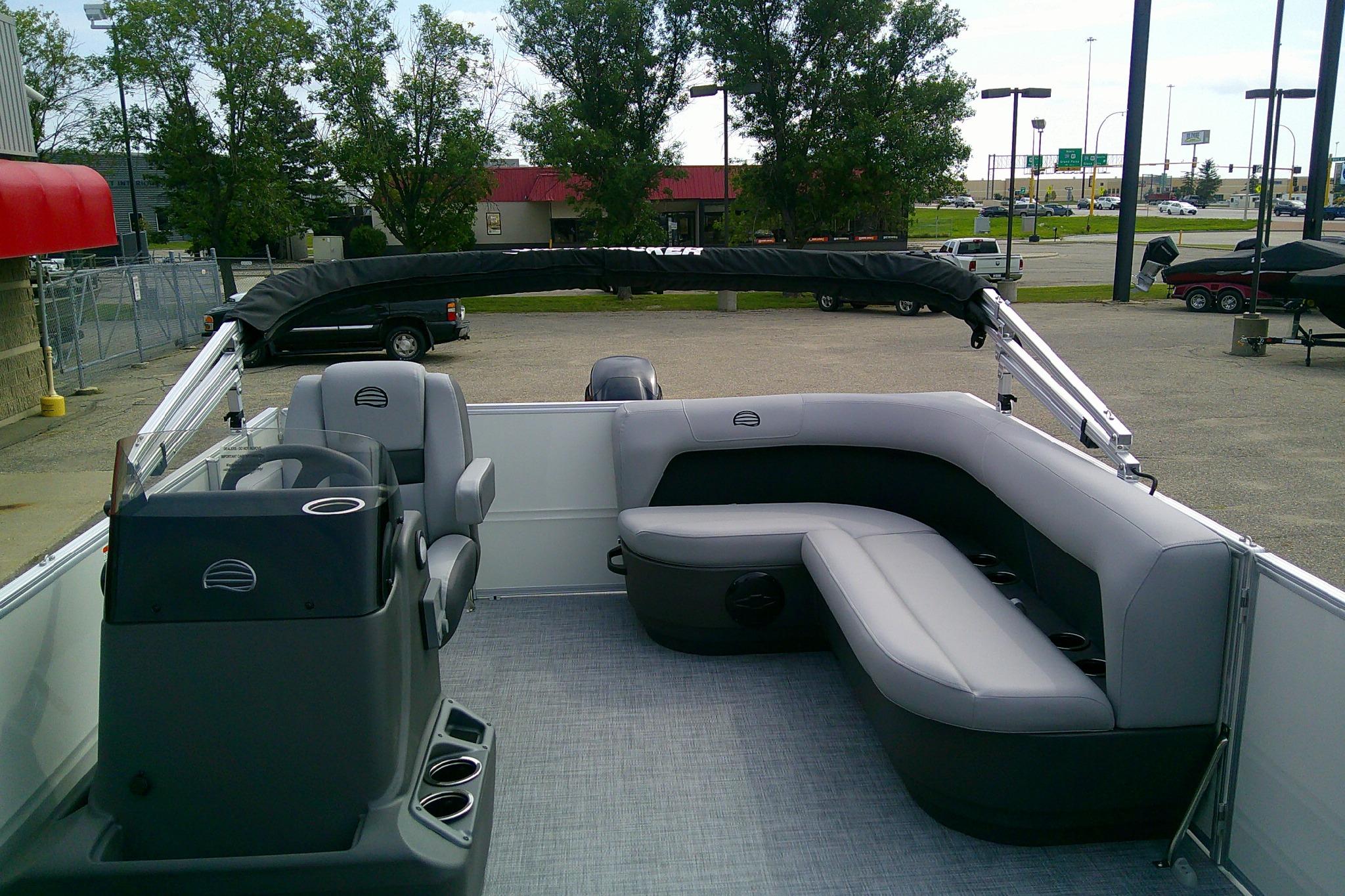 2026 Sun Tracker Party Barge 16 DLX with spacious seating and modern design.