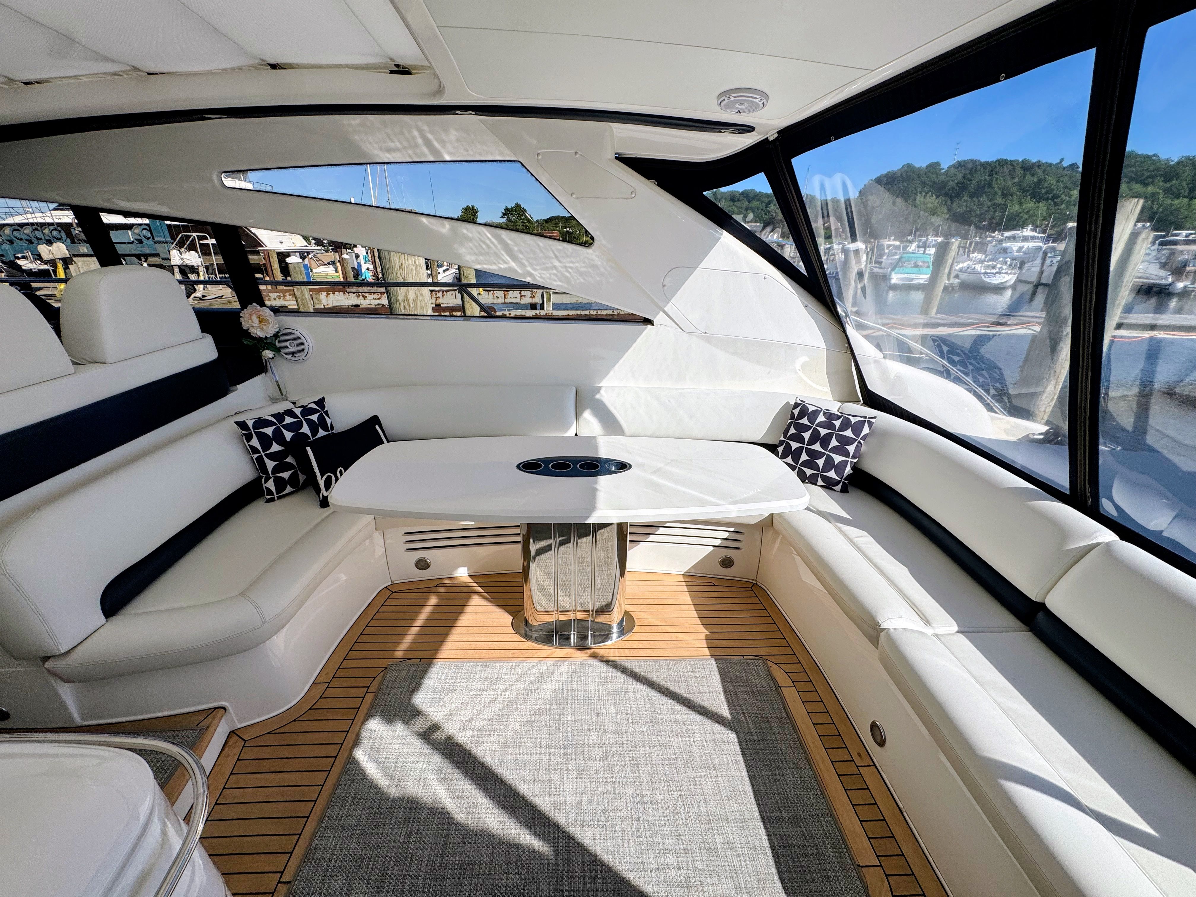 2004 Viking Princess V58 - 19