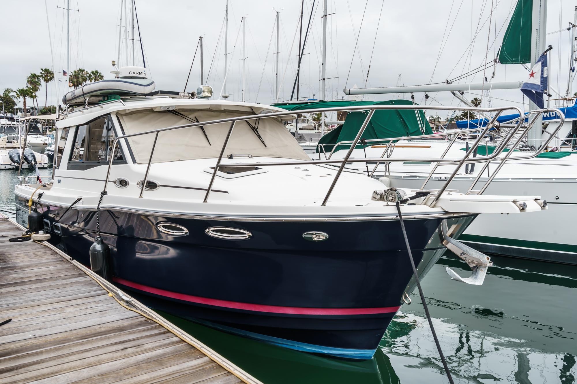 2014 Cutwater C-30 Sedan