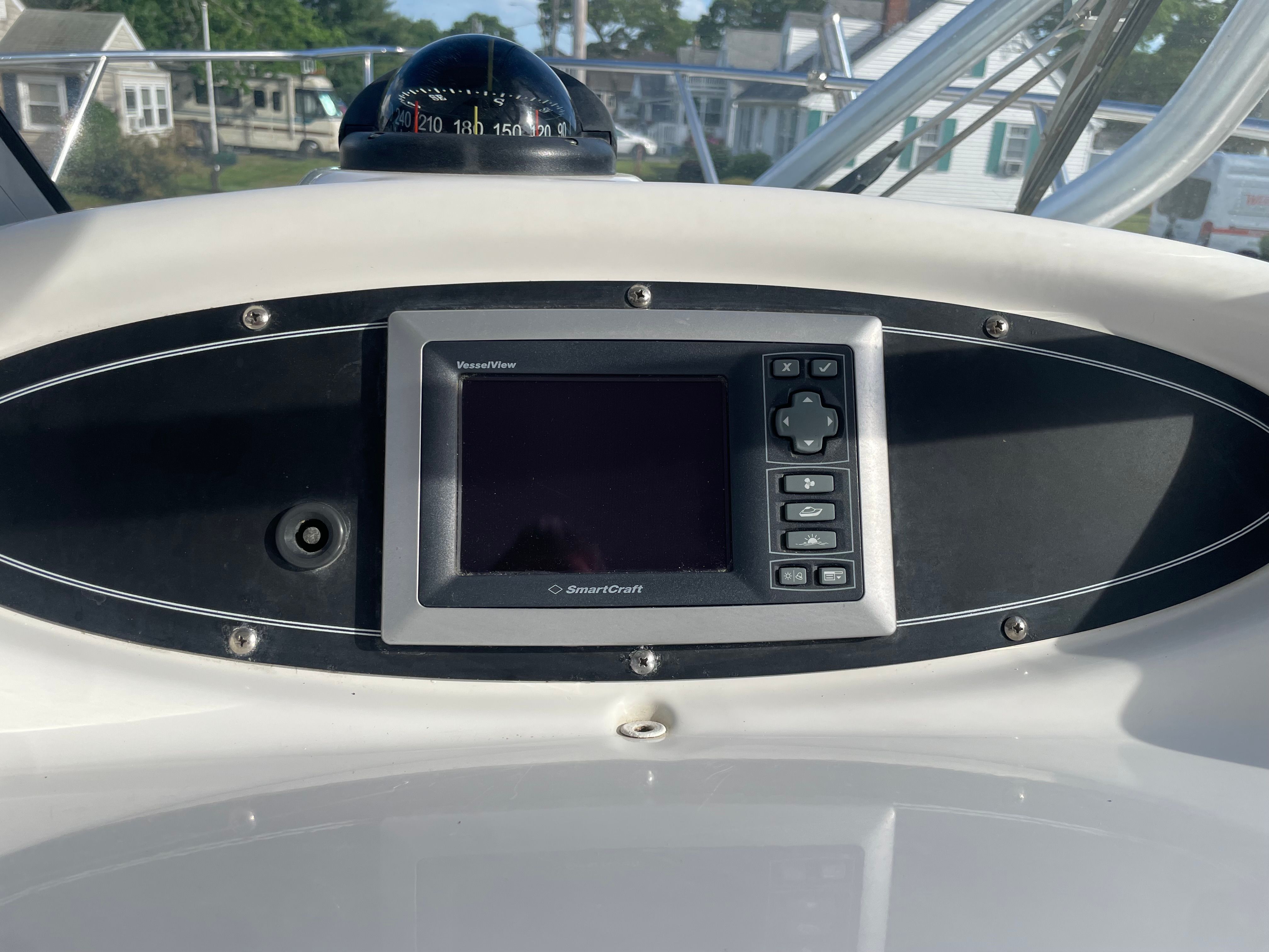 2009 Boston Whaler 255 Conquest - 13