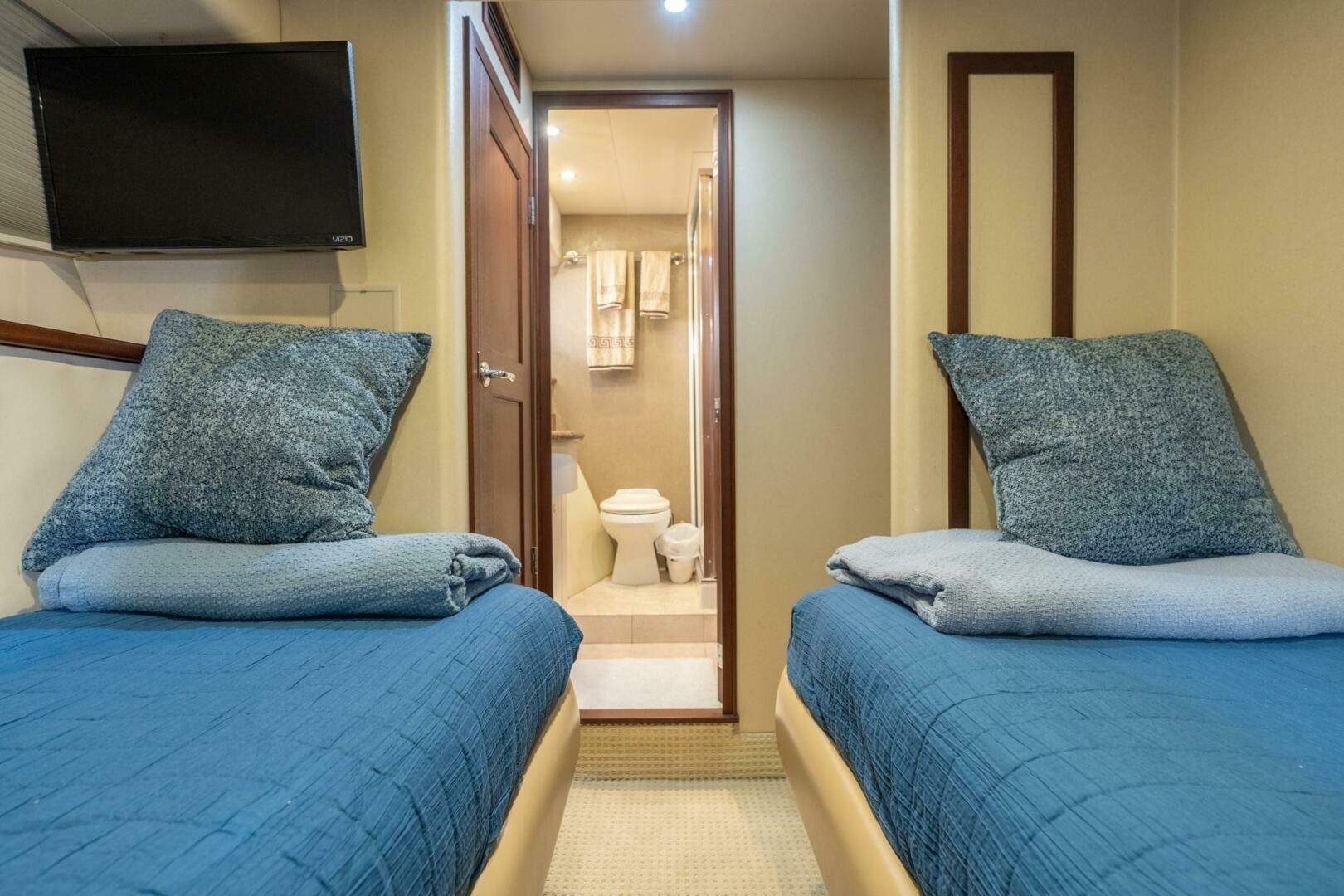 2009 Pacific Mariner 65 Motor Yacht - Image 53