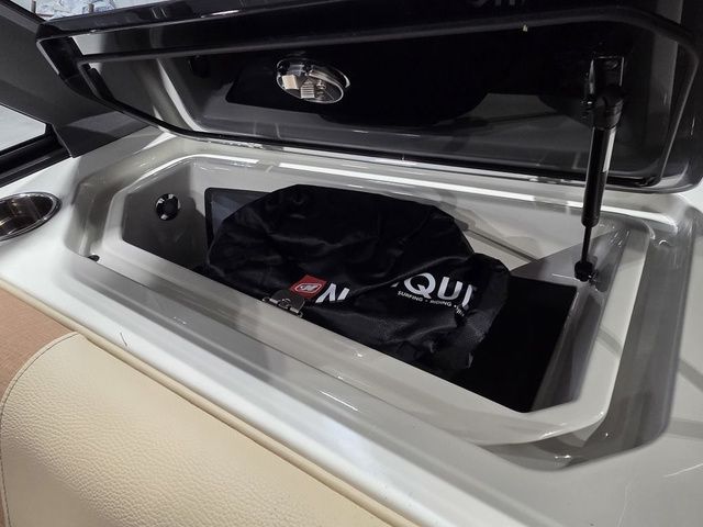 2026 Nautique Super Air Nautique GS22 - 17