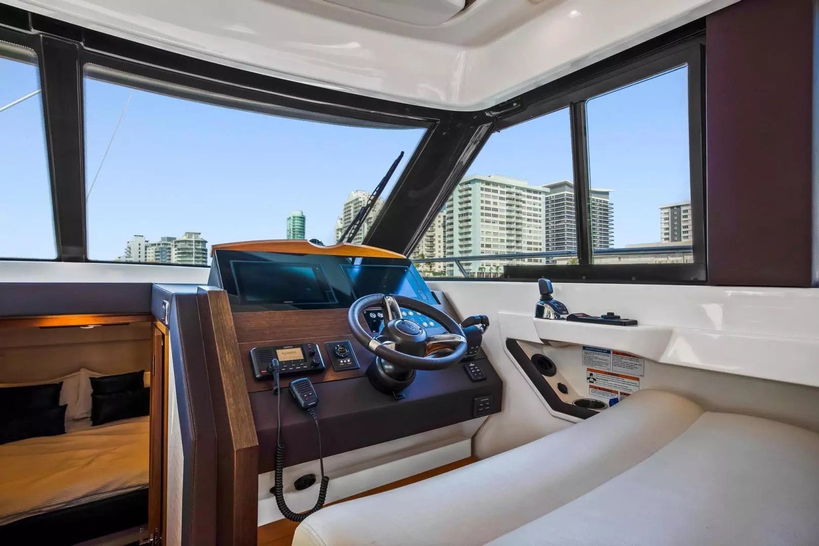 2018 Tiara Yachts 39 Coupe - Image 25