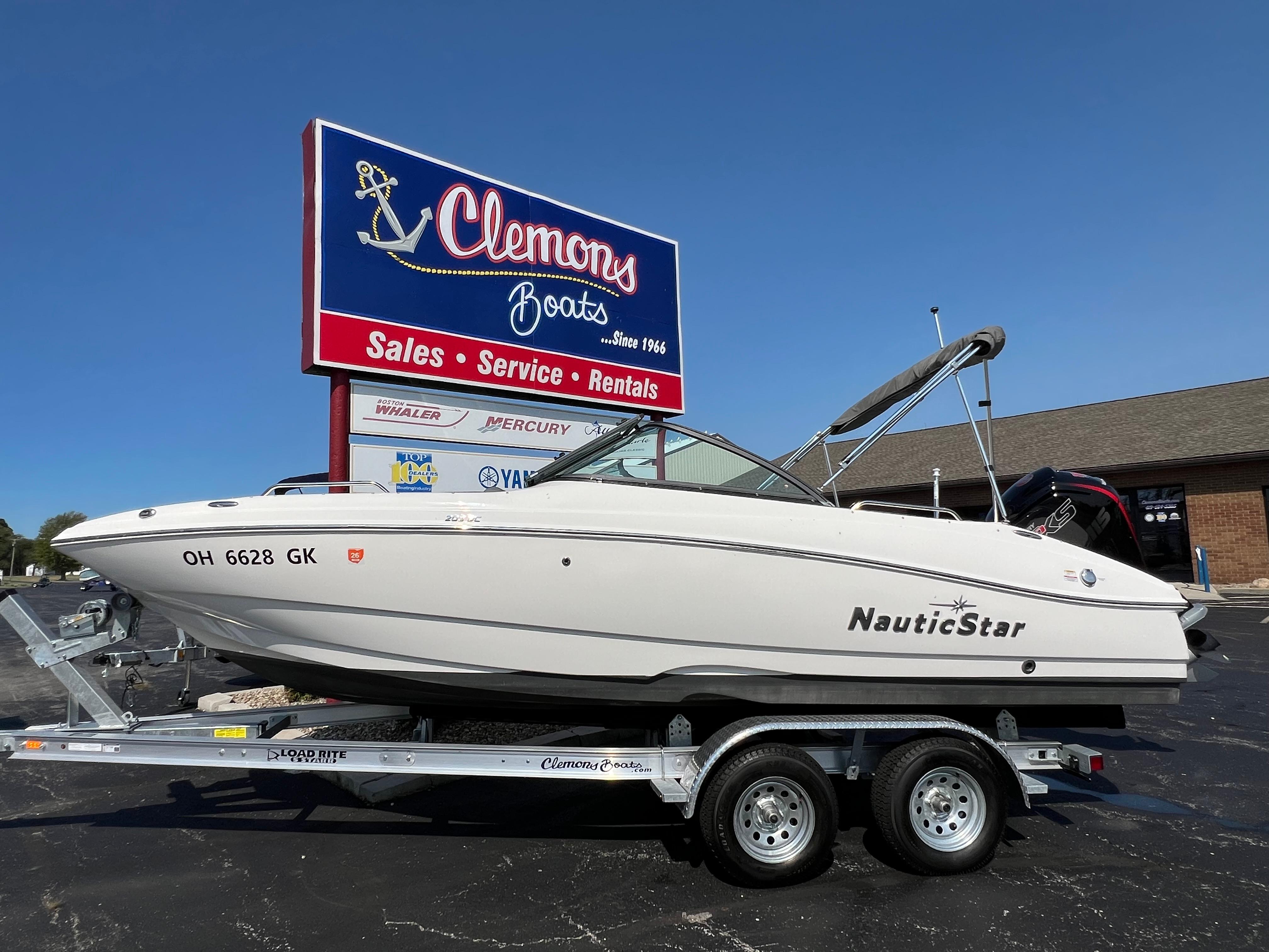 2023 NauticStar 203 DC