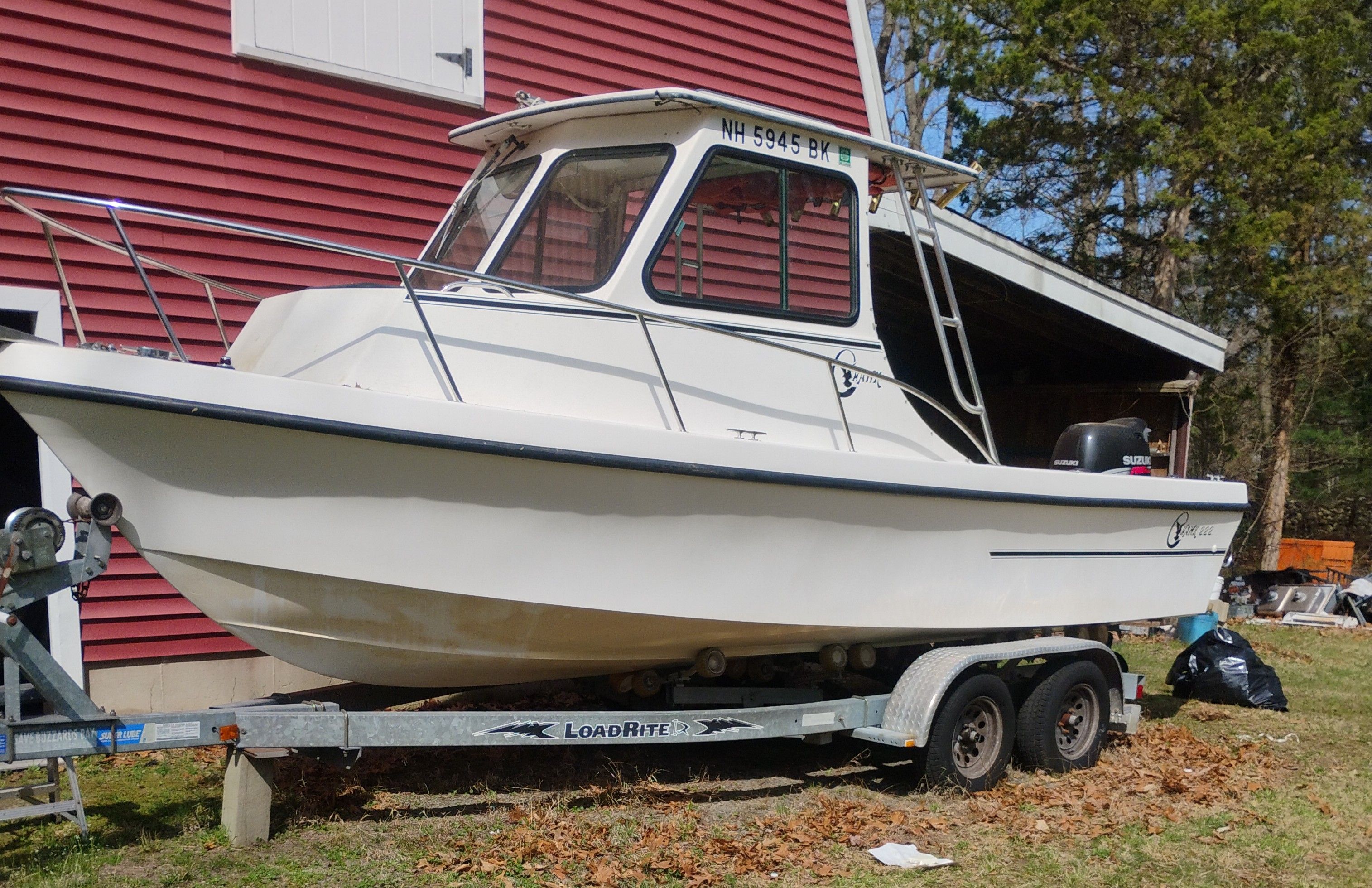 2004 Custom 222 sport cabin - 4