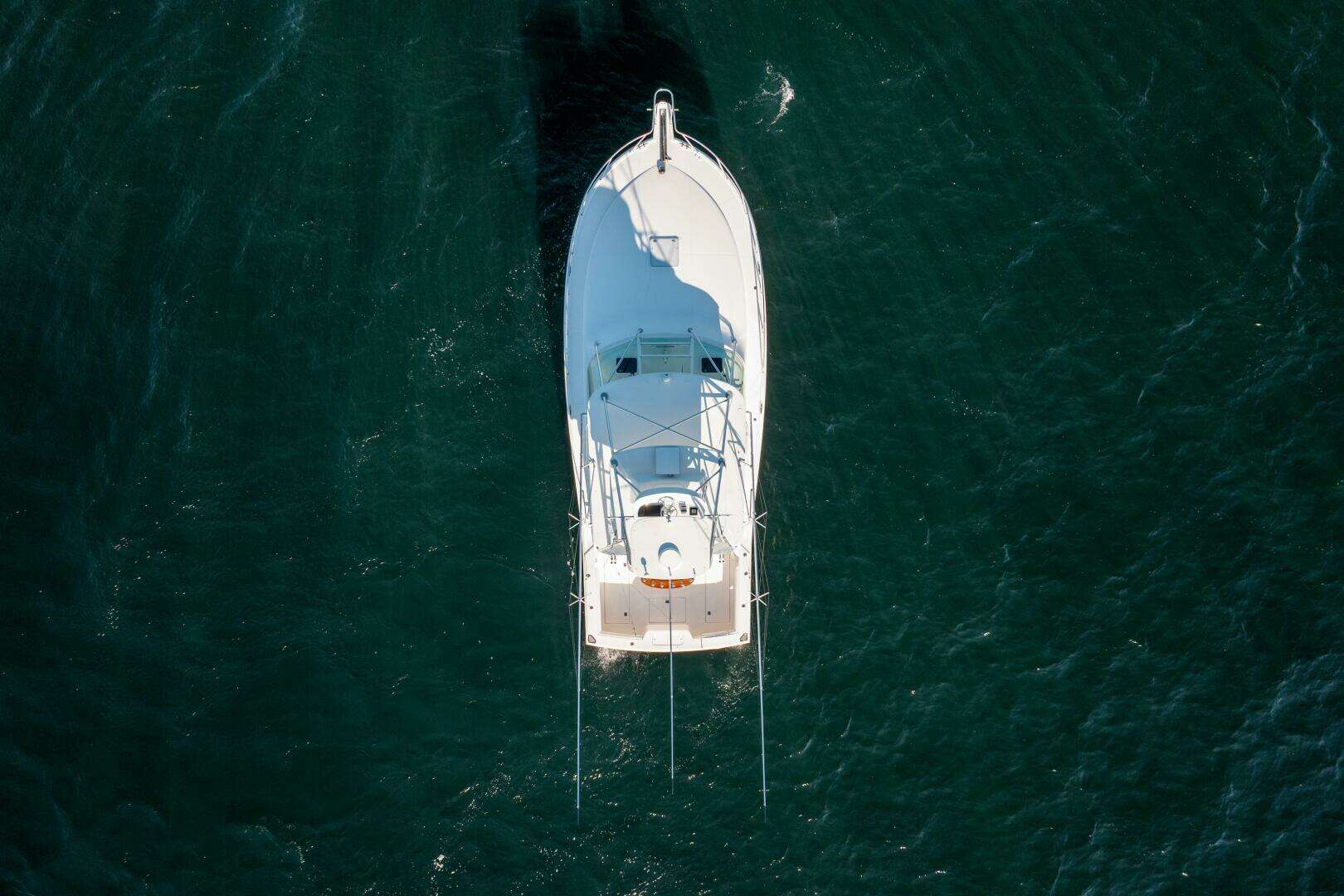 2007 Cabo 40 Express - Image 10