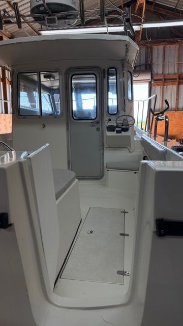 2006 Osprey 26 Fisherman - 17
