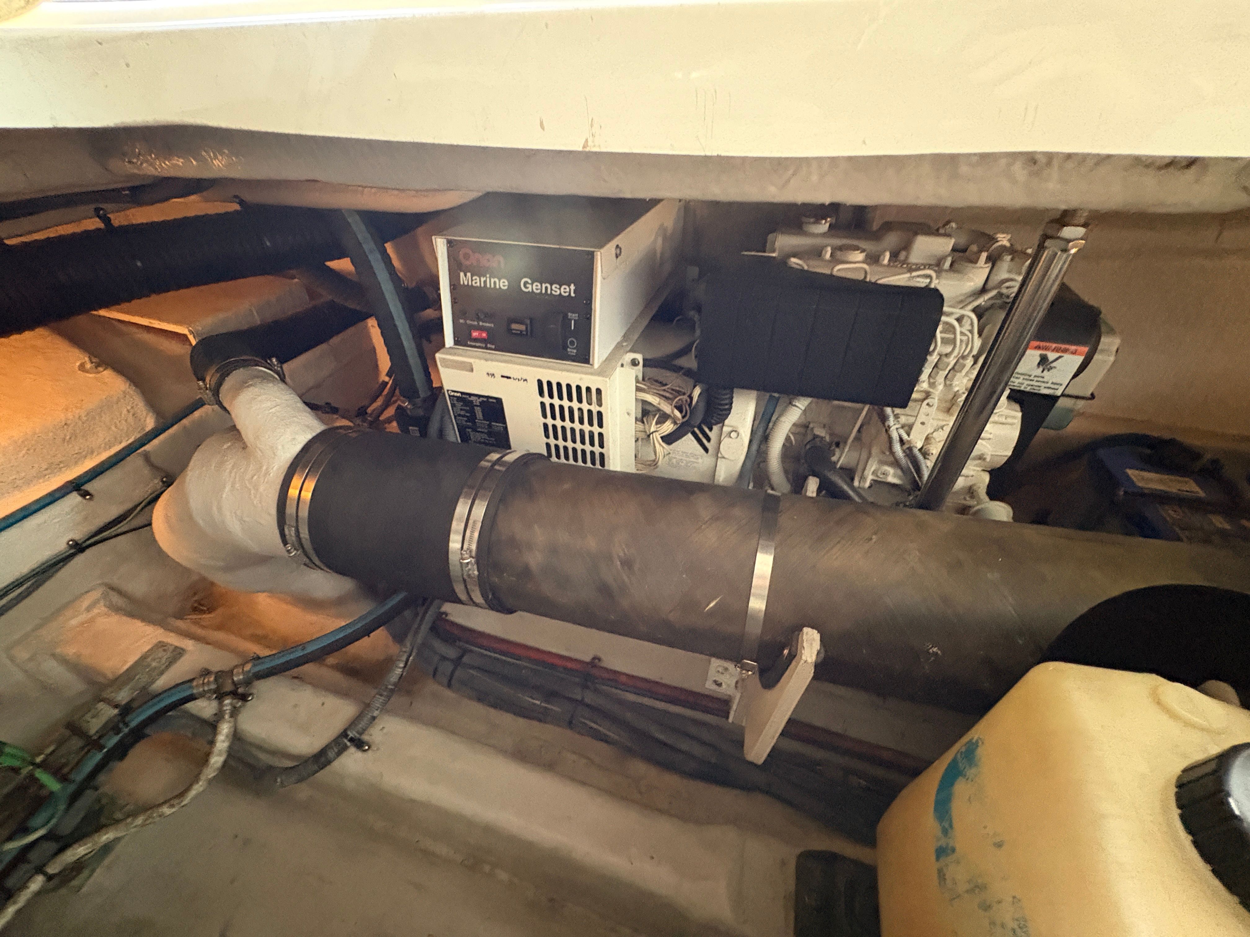 2005 Sea Ray 420 Sundancer - 78