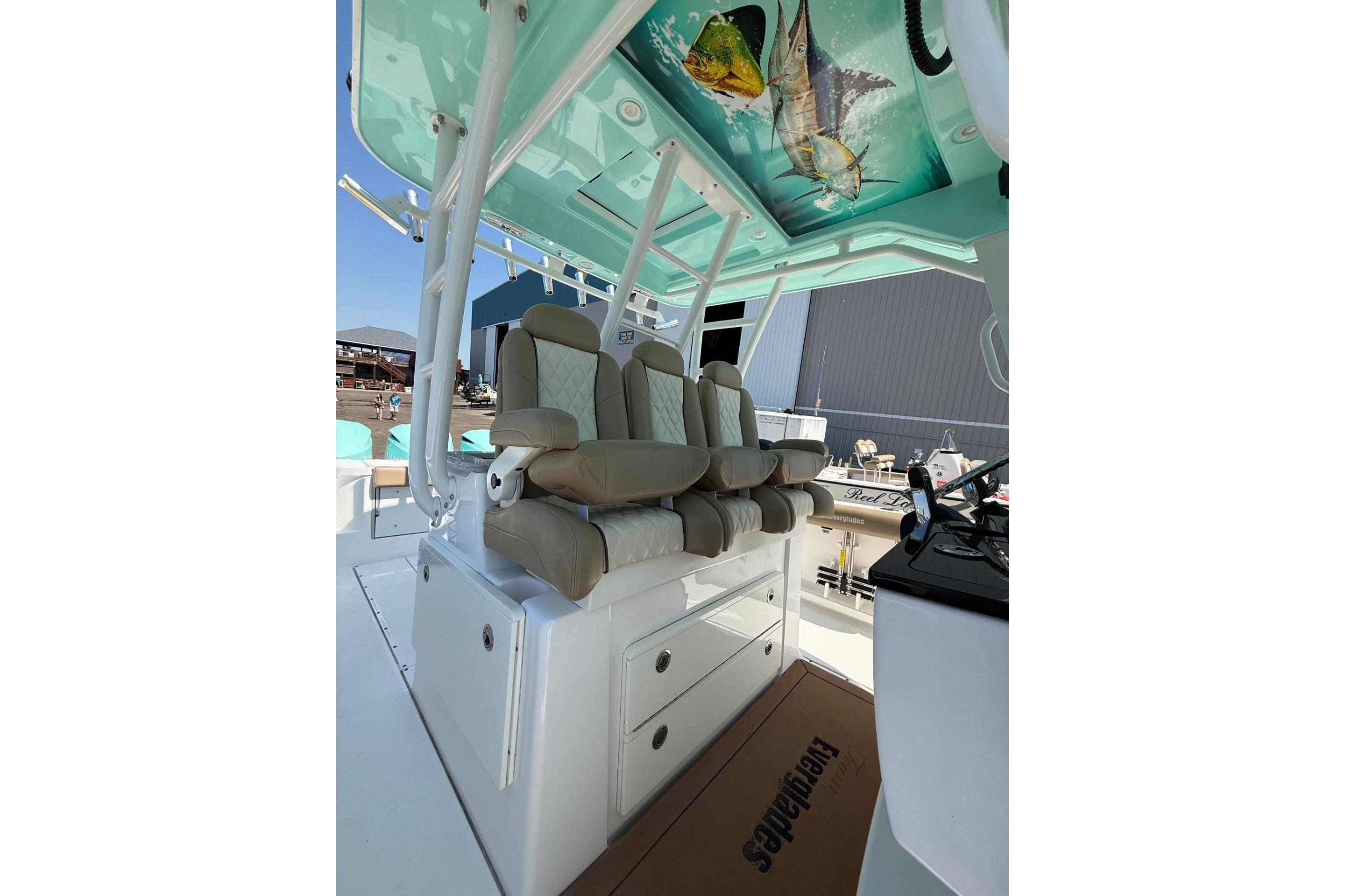 2021 Everglades 365 Center Console