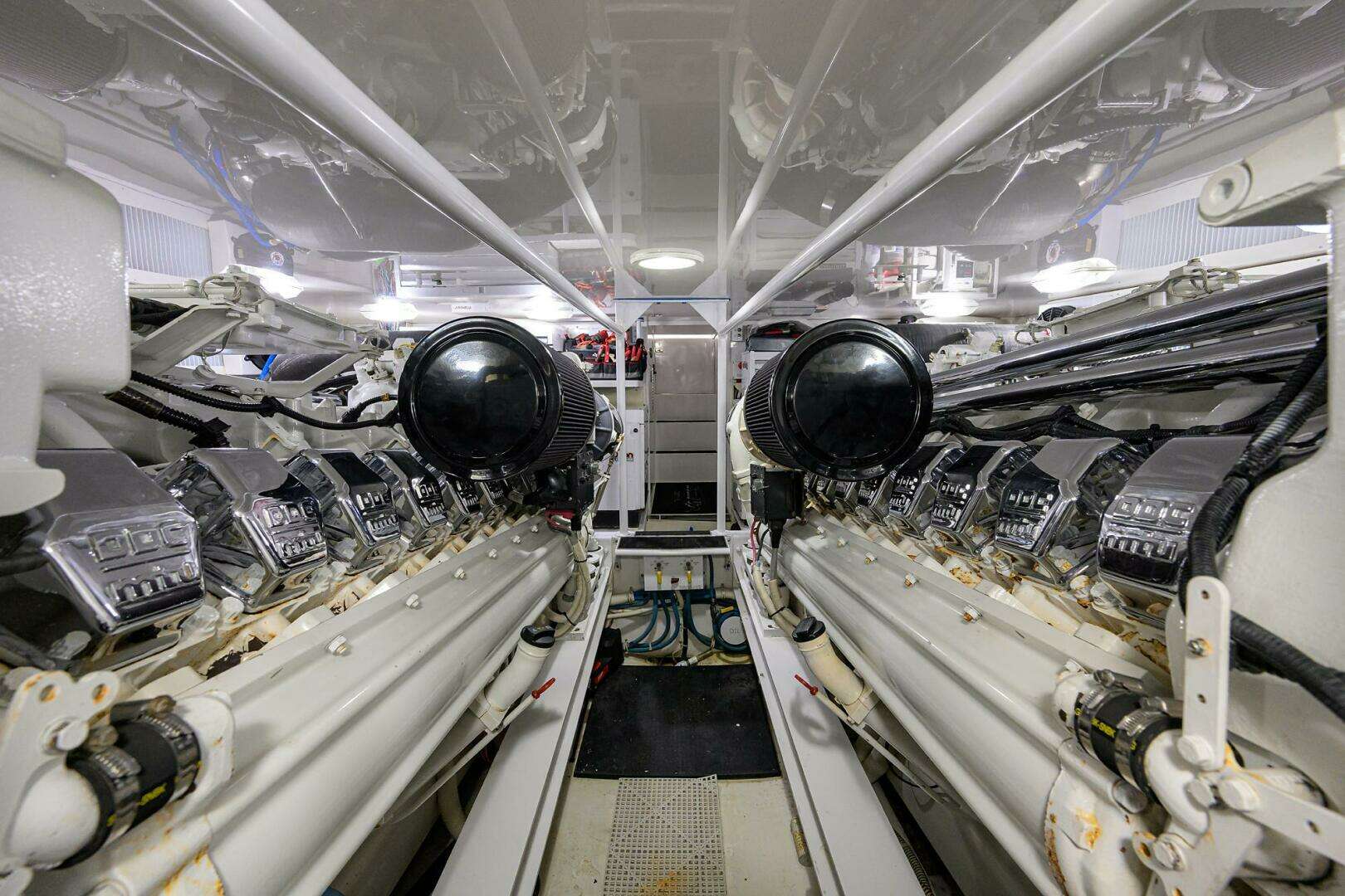 2004 Viking 65 Enclosed Bridge w/Tower - Image 80