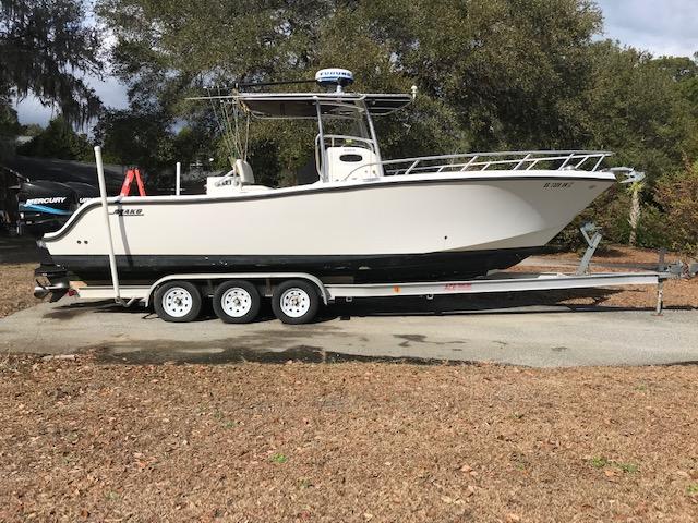 2005 Mako 284 Center Console