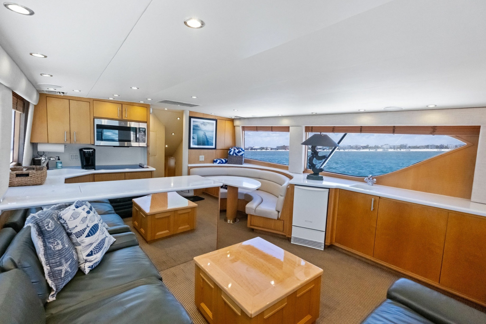 1998 Hatteras Sport Fisherman - Image 15