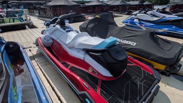 2025 Yamaha WaveRunner VX Limited - 14