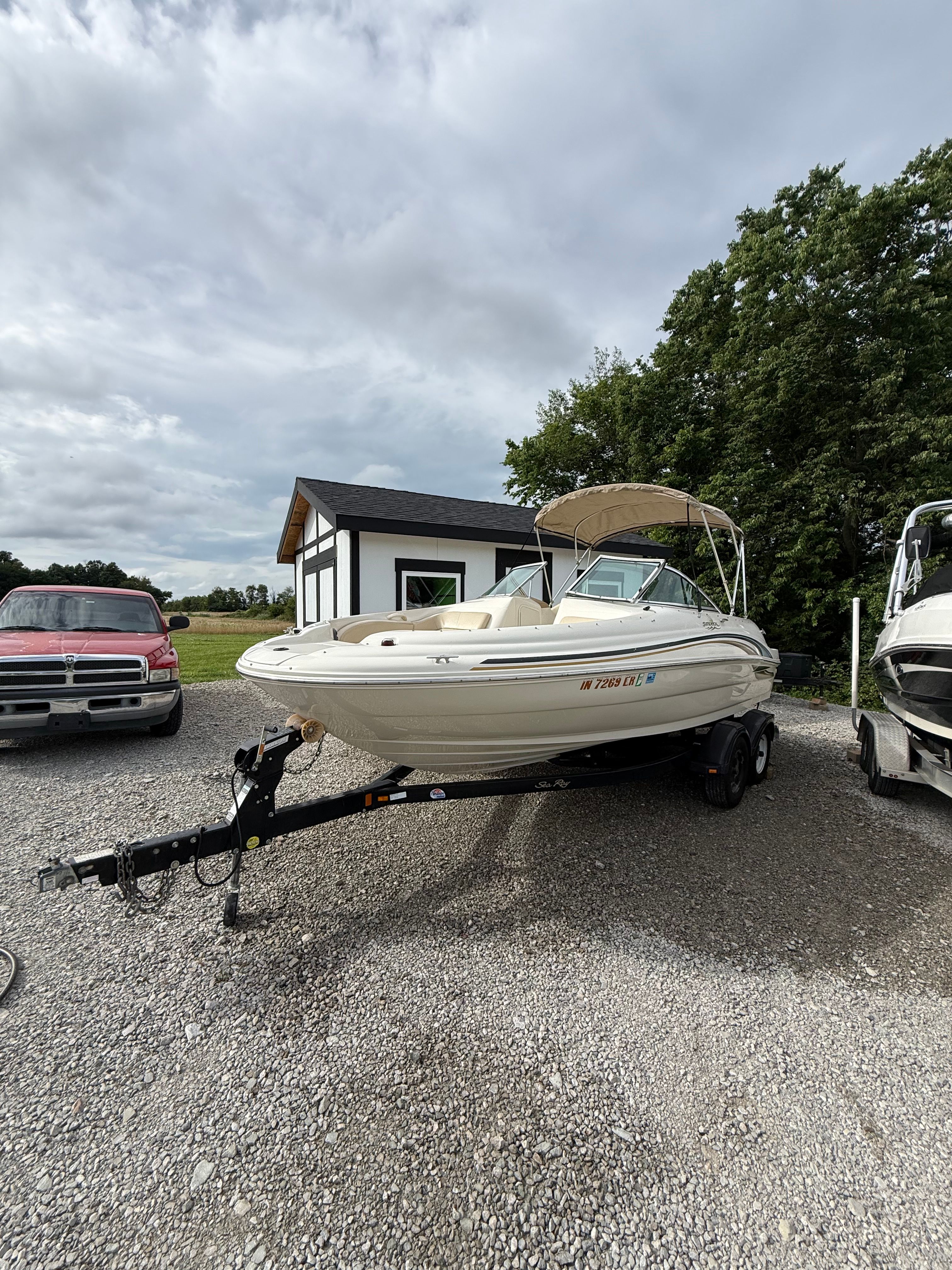 2001 Sea Ray 190 Sundeck - 2