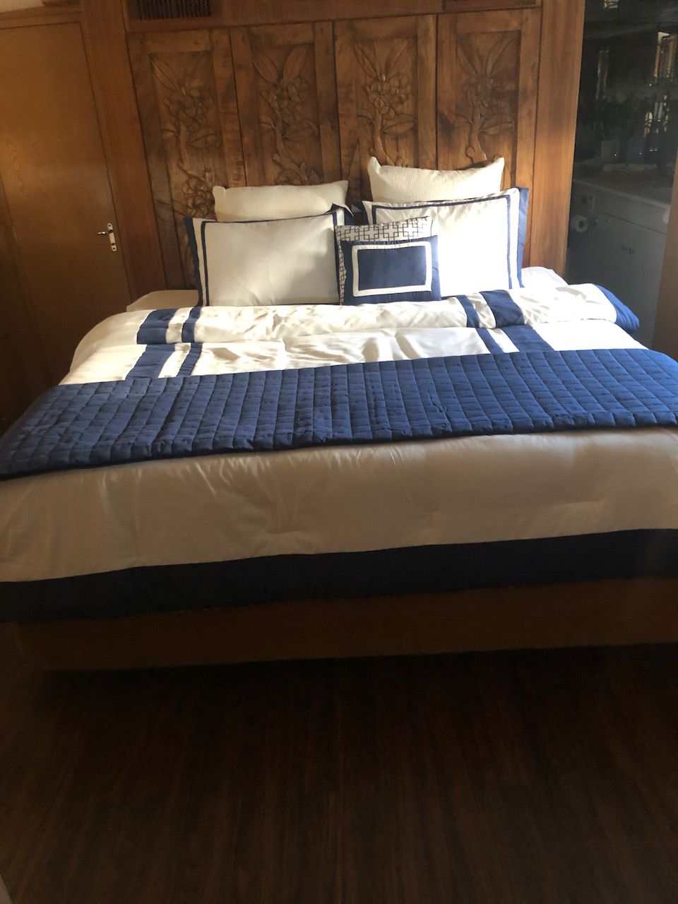 1996 Hatteras Cockpit Motoryacht - 18