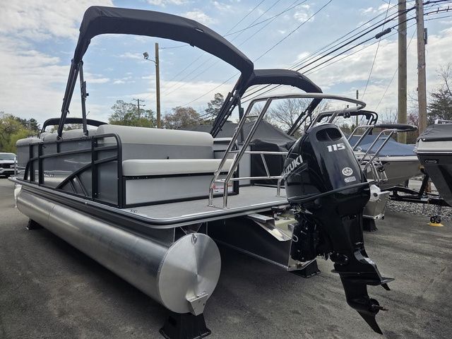 2026 Crest Conquest SE 220 Cruise 2-Tube W/115Hp And Trailer - 4