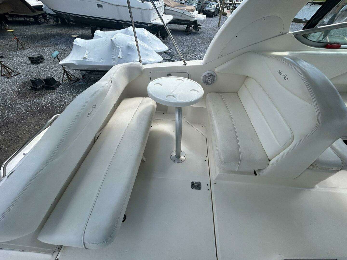 2004 Sea Ray 280 Sundancer - Image 8
