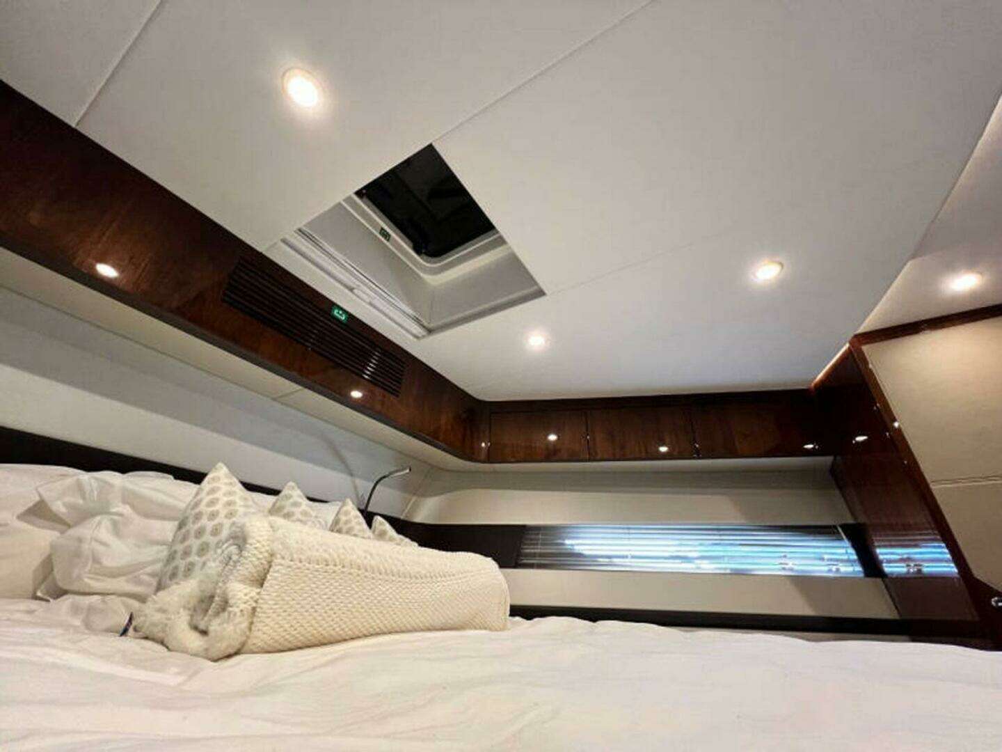 2020 Fairline Squadron - Image 28