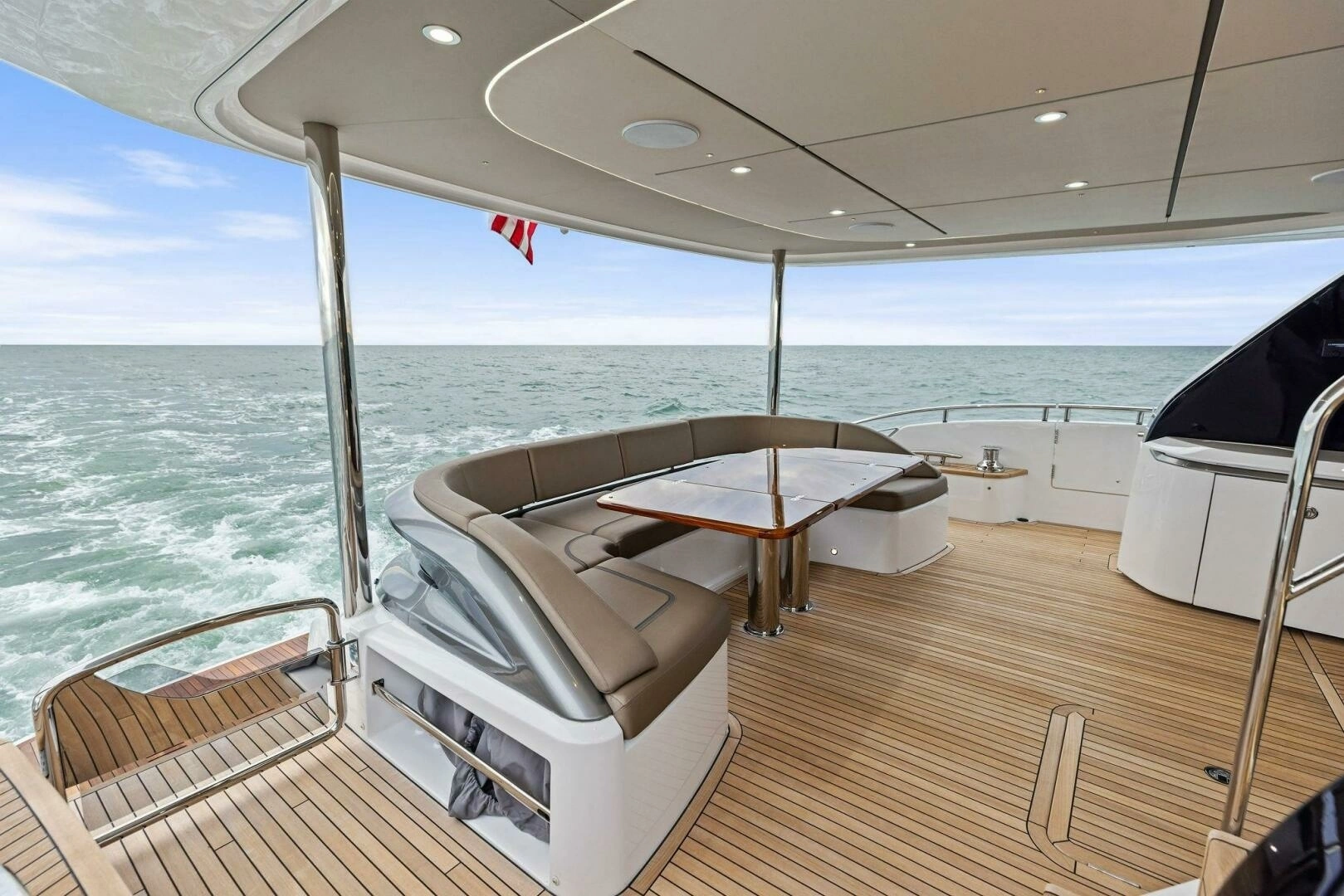 2024 Princess X80 - Image 91