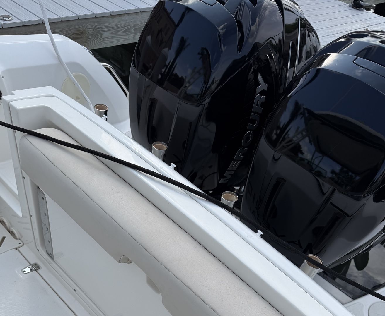 2016 Boston Whaler 270 Vantage - 11