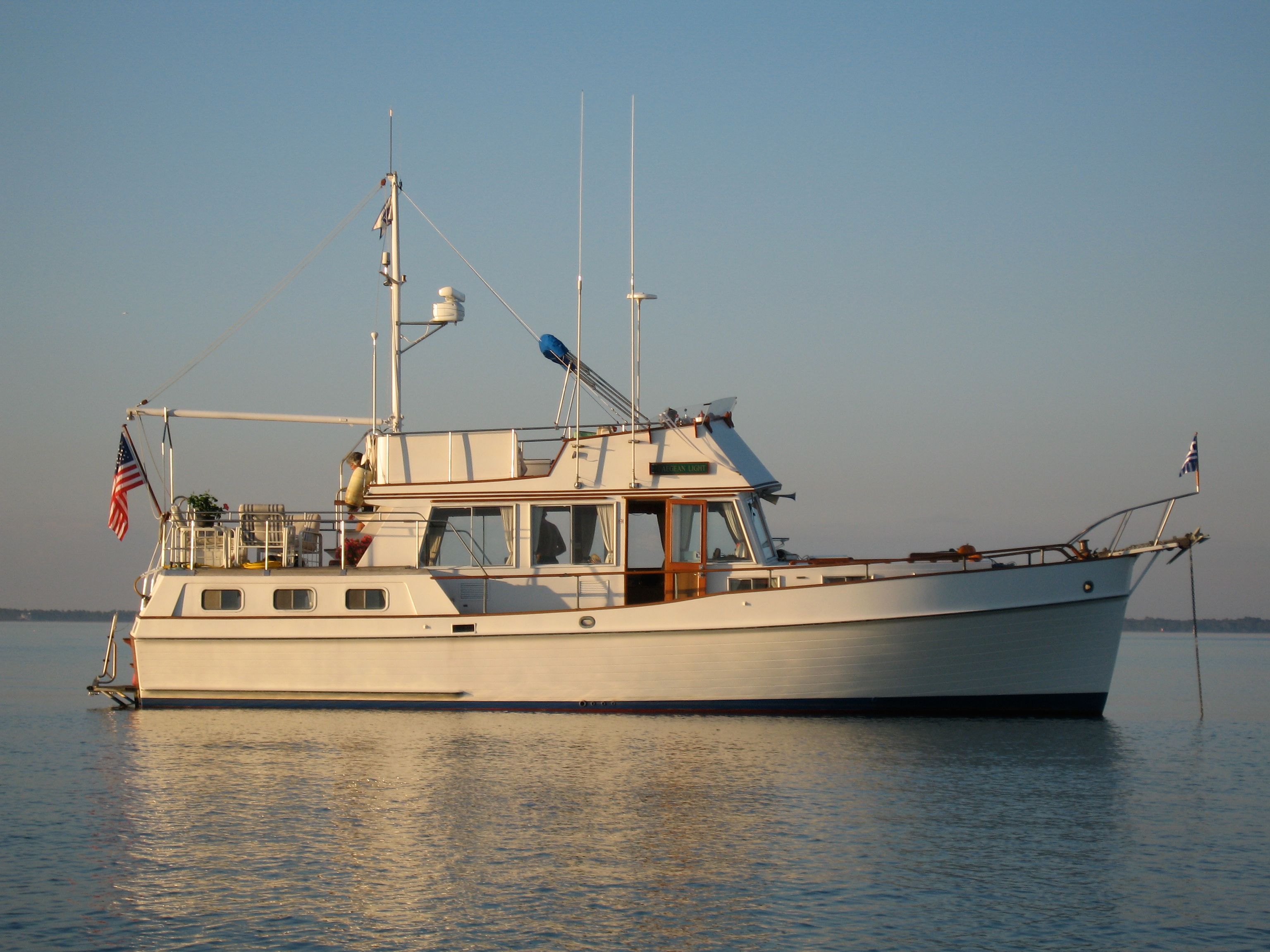 1985 Grand Banks 42 Motor Yacht