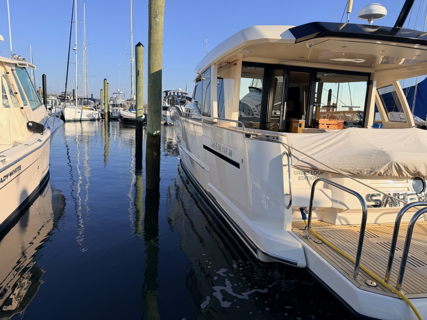 2019 Greenline 48 Coupe Hybrid - Image 4