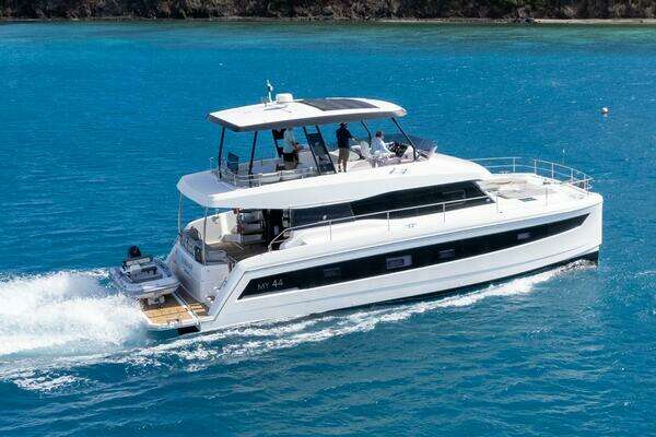 2021 Fountaine Pajot MY44