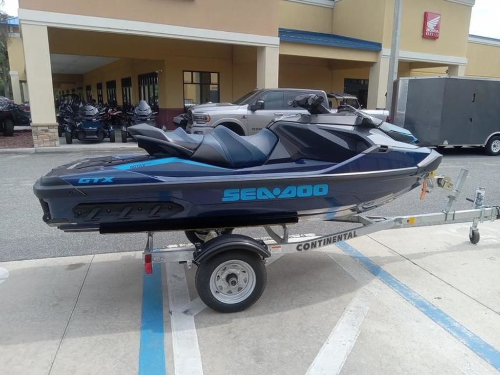 2026 Sea-Doo GTX 230