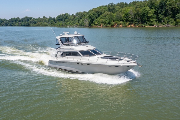 2003 Sea Ray 480 Sedan Bridge